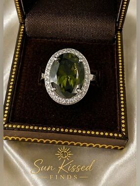 Elegant Green Oval Statement Ring Size 5.5 Halo 18K White Gold Filled